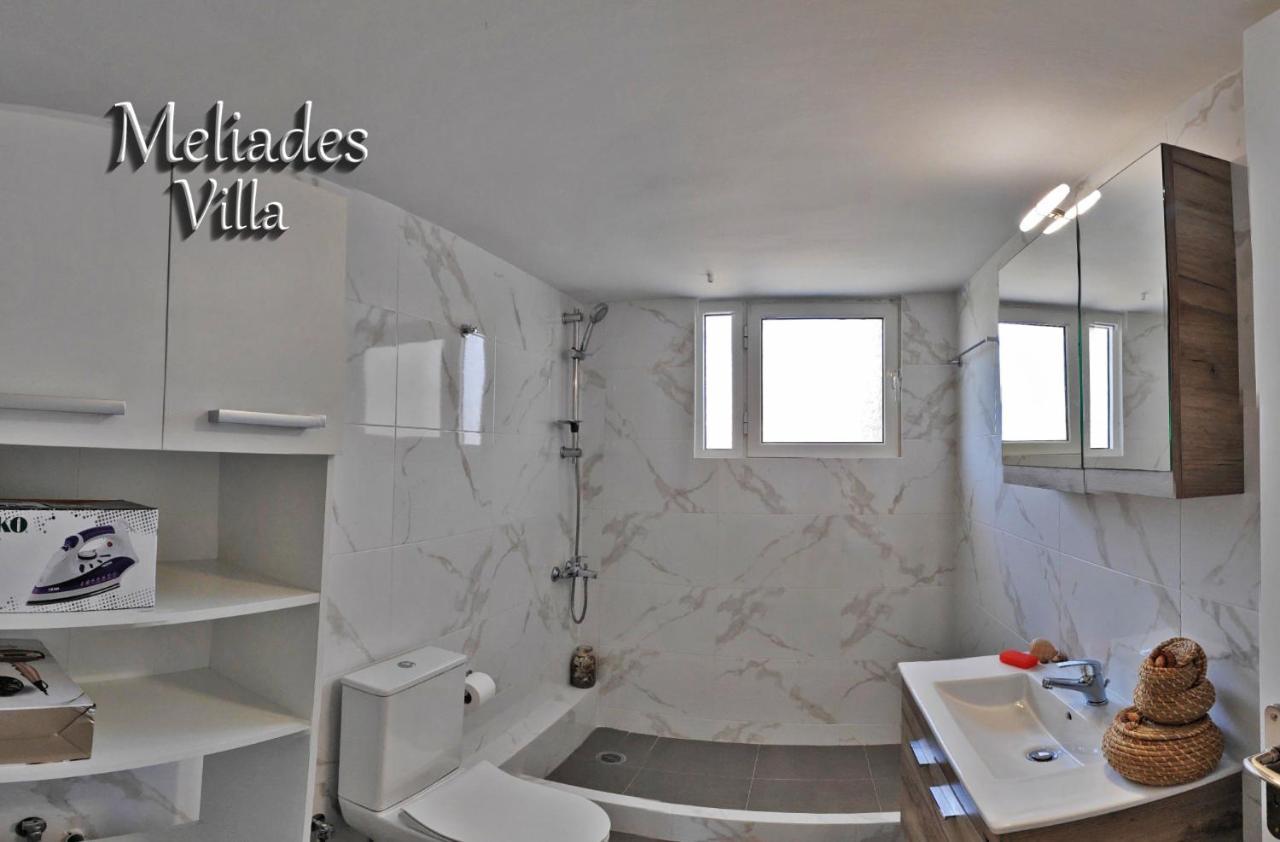 Meliades Appartement Agioi Theodoroi